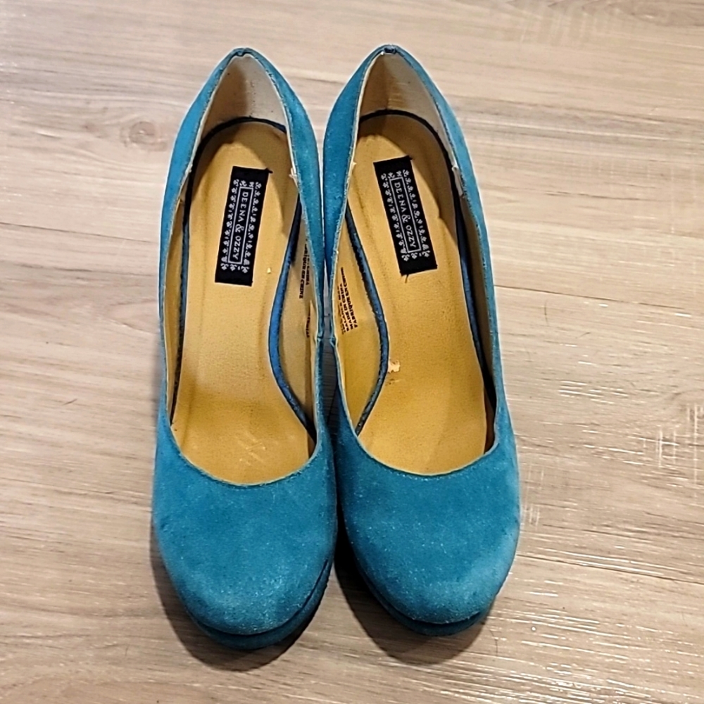Deena & Ozzy Teal Split Wedge Heel
